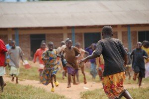 Excited children at Canzikiro