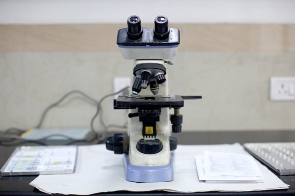 Microscope
